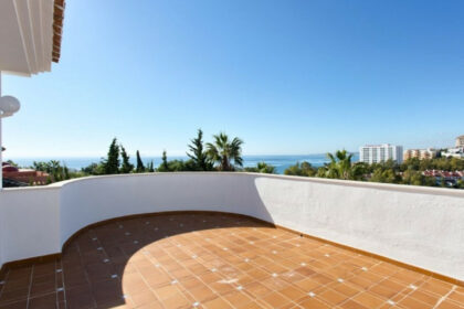 164e97622ac0cadb02cdd1afe5206a66 - 24