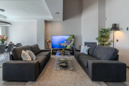 1725c5e14f56b92c7b069f37898092bb - 9