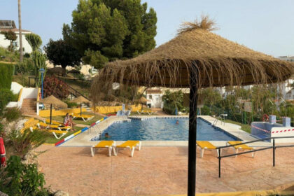 172fa94d24758929e25f7de2e64f5938 - 9