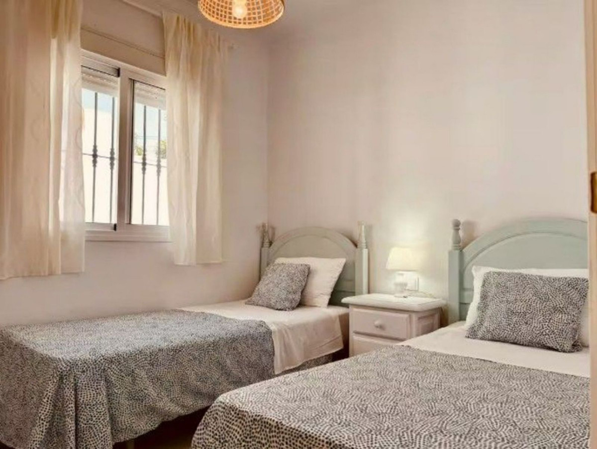 17c717820f771c23012613a9070ae88f - 12