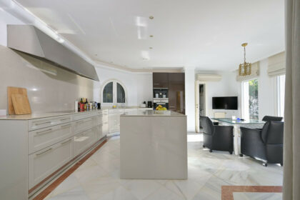 188470453b5ab234c2ea41e82bac266b - 37