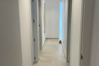 191f00c6e30846fceffaaa257d8b23c3 - 10