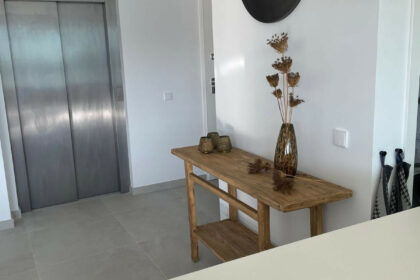 191f00c6e30846fceffaaa257d8b23c3 - 12