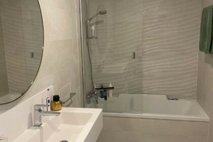 191f00c6e30846fceffaaa257d8b23c3 - 21