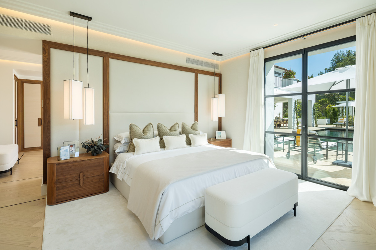 19aad516f82167f9760b617938075c6b - 10