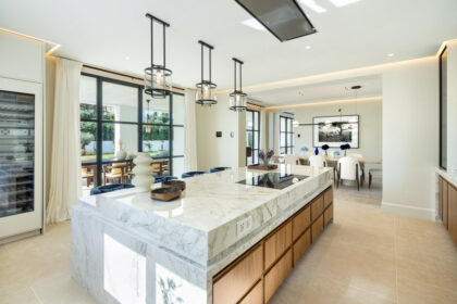 19aad516f82167f9760b617938075c6b - 2