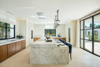 19aad516f82167f9760b617938075c6b - 3