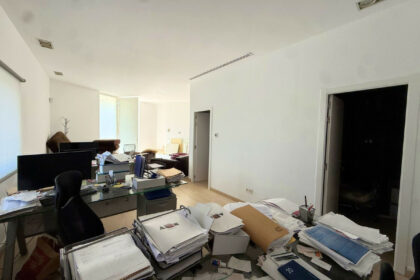 1afb1e891dc6ed290d86c1994ec534b1 - 20