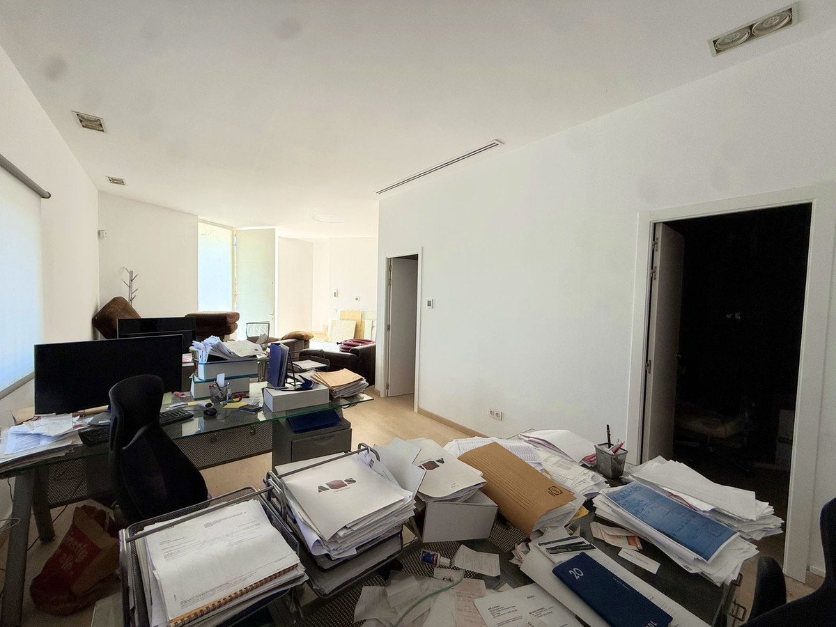 1afb1e891dc6ed290d86c1994ec534b1 - 20