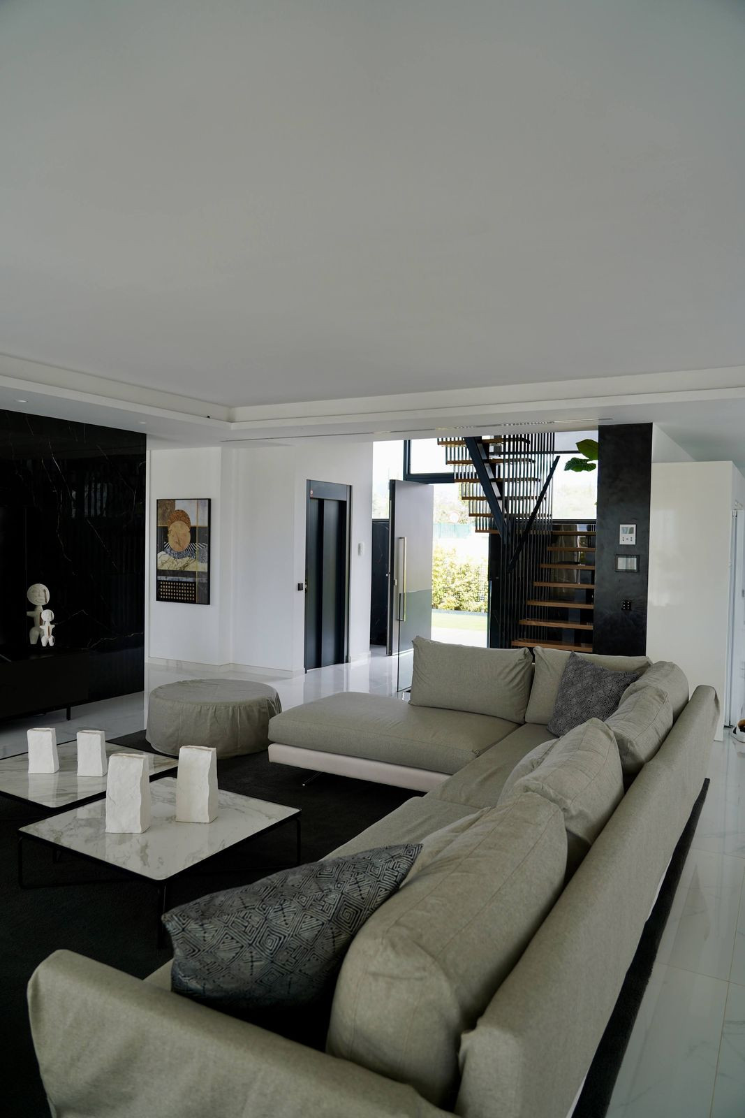 1d9f3d74f8938c875d7dcc3d3628dd05 - 14