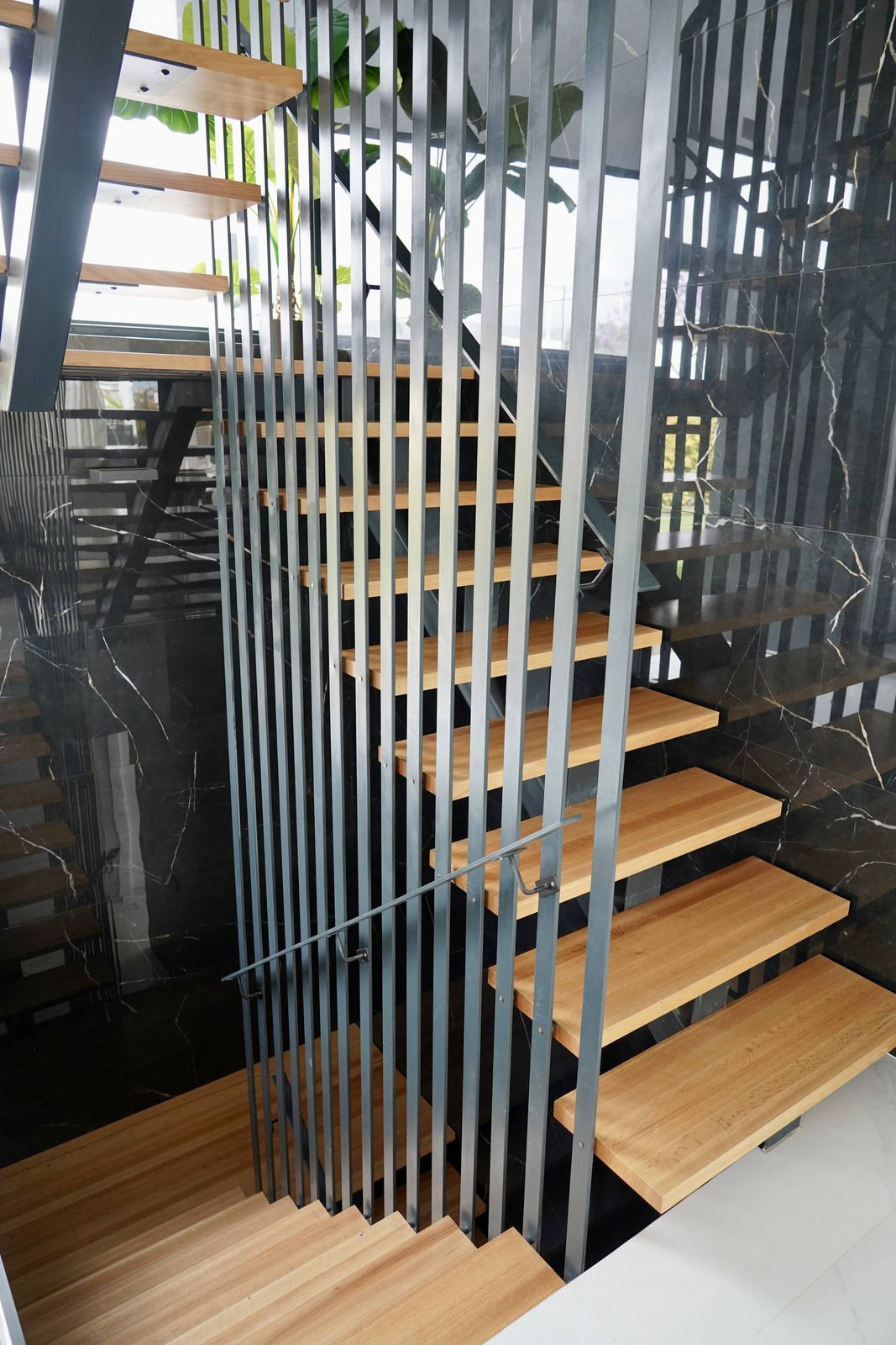 1d9f3d74f8938c875d7dcc3d3628dd05 - 22