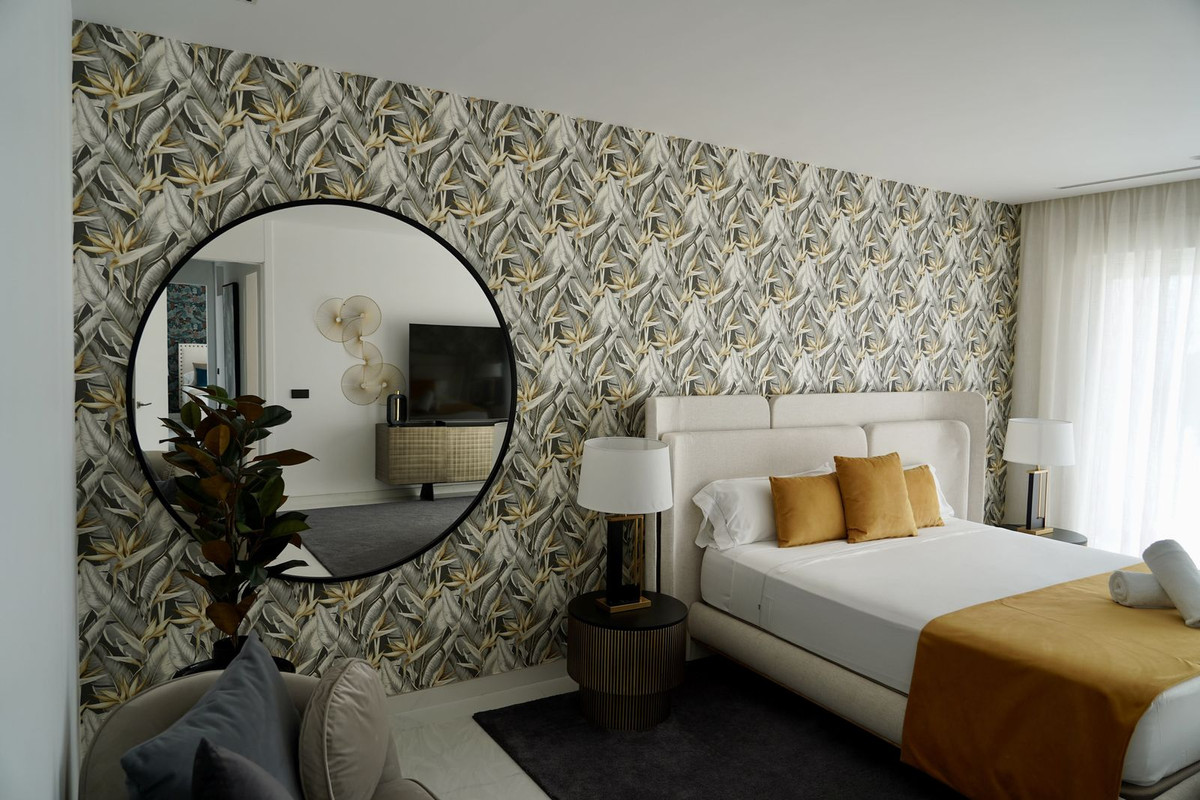 1d9f3d74f8938c875d7dcc3d3628dd05 - 24