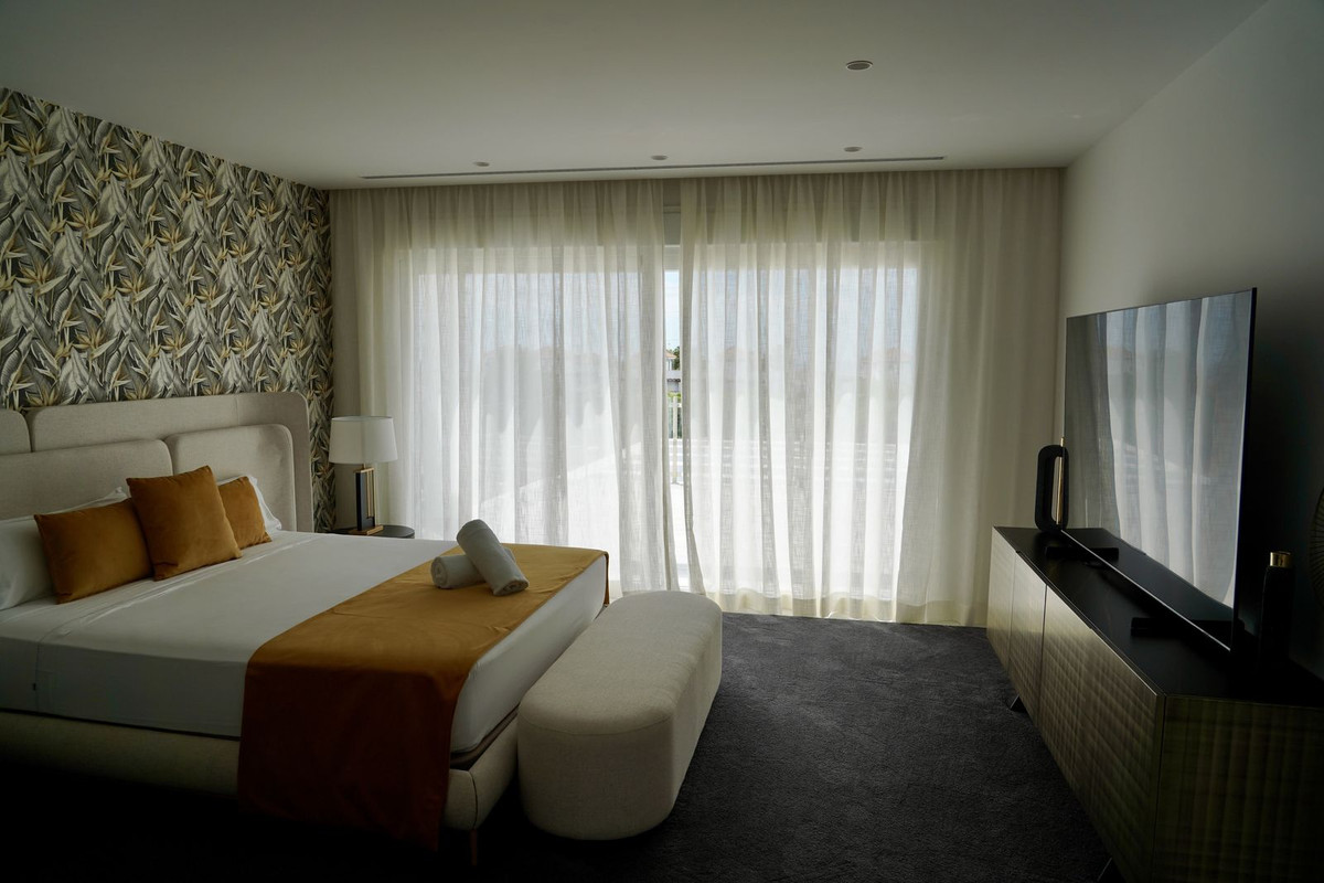 1d9f3d74f8938c875d7dcc3d3628dd05 - 25