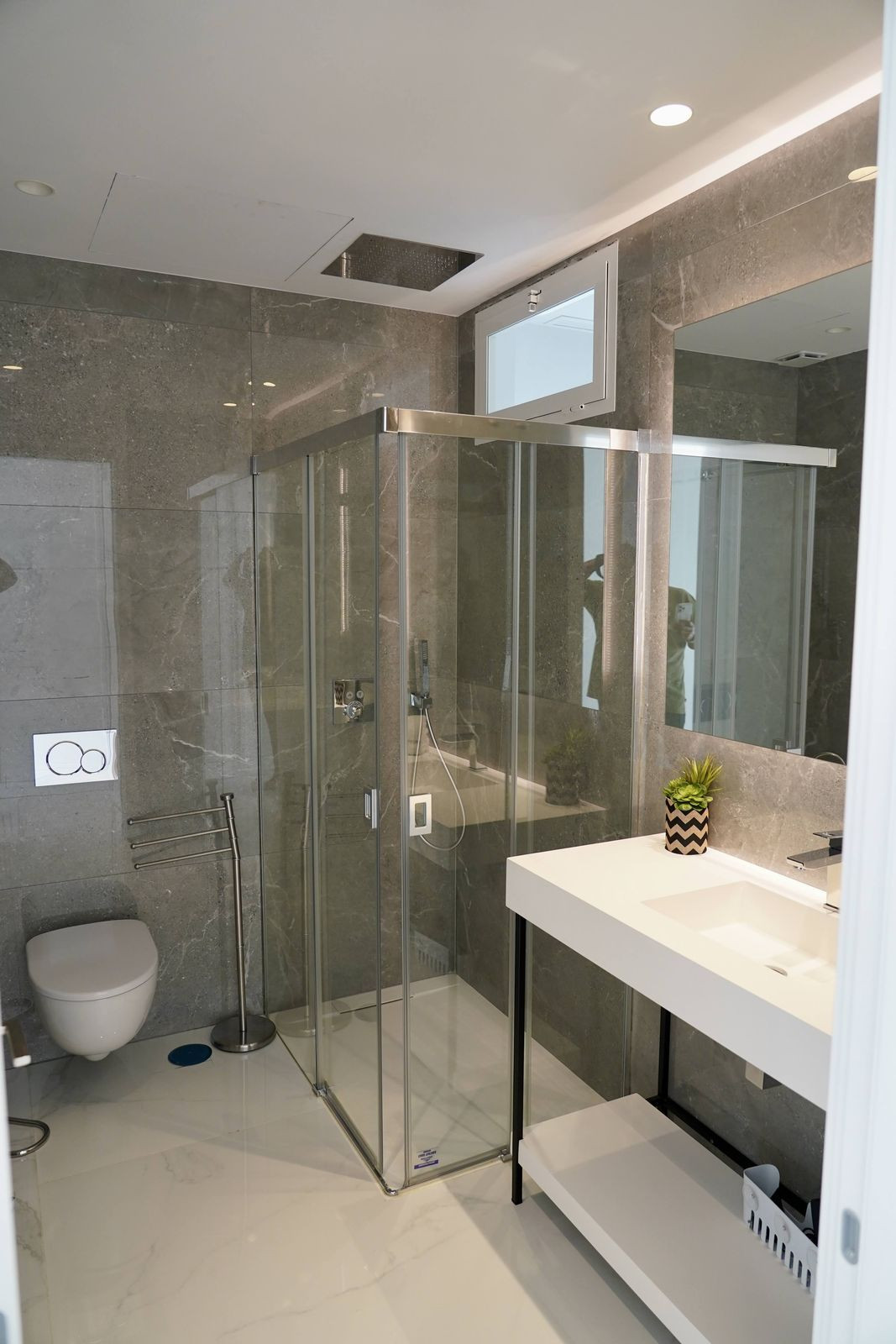 1d9f3d74f8938c875d7dcc3d3628dd05 - 29