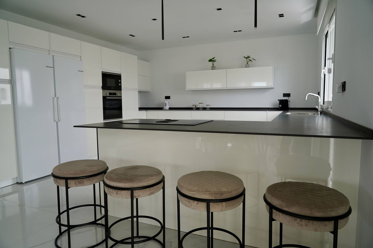 1d9f3d74f8938c875d7dcc3d3628dd05 - 35