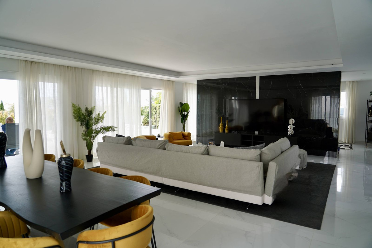 1d9f3d74f8938c875d7dcc3d3628dd05 - 38