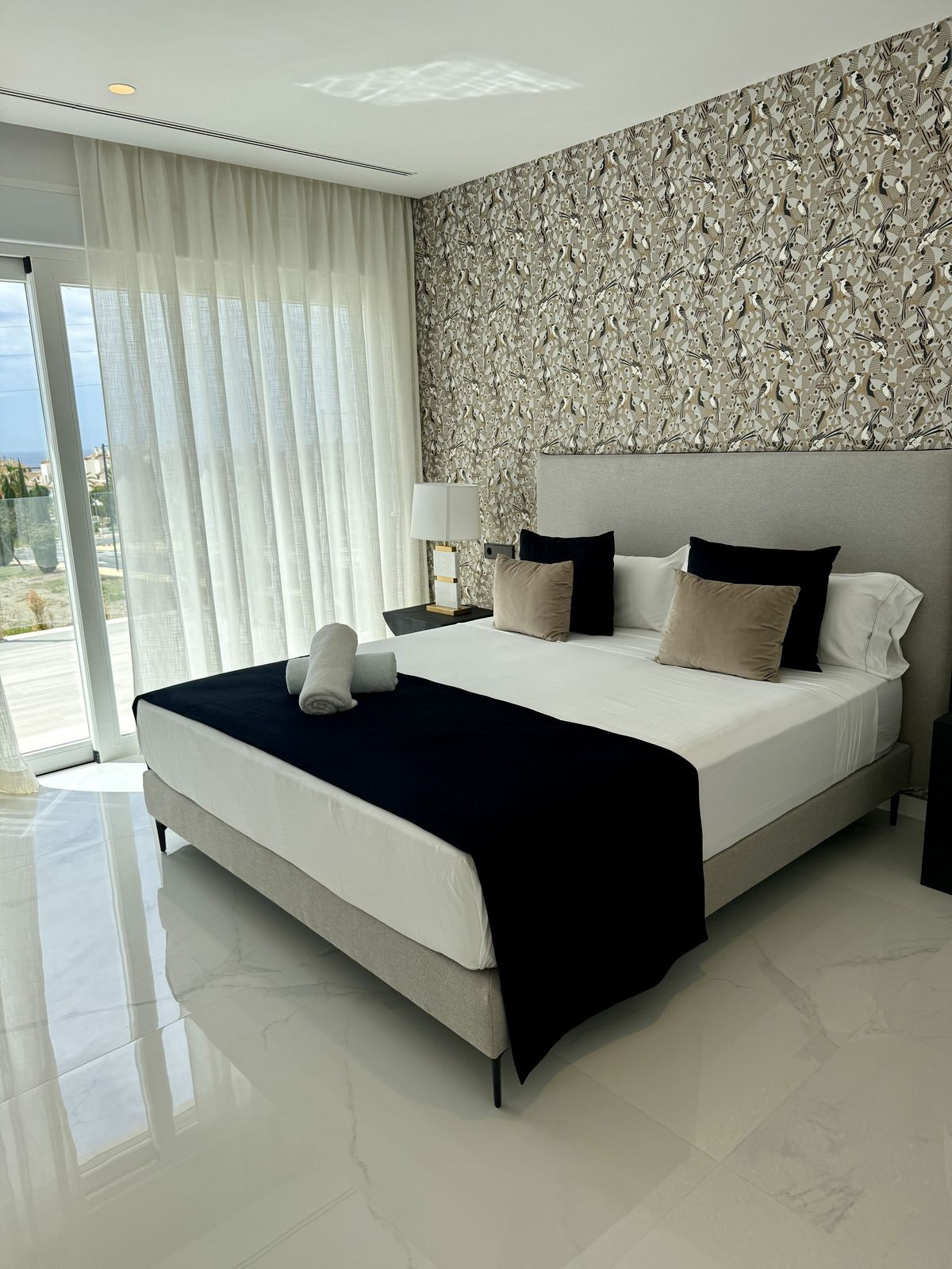 1d9f3d74f8938c875d7dcc3d3628dd05 - 44