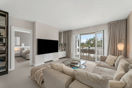 1da46c7be1487bff1e071c469c2a43ce - 18