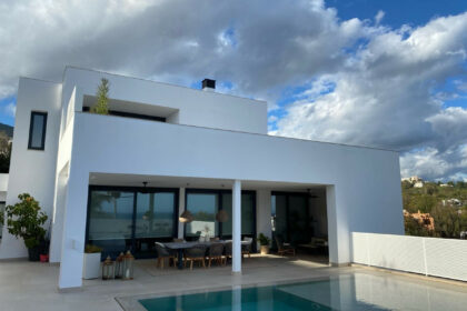 1e648260245b5f1b199930c30659d256 - 2