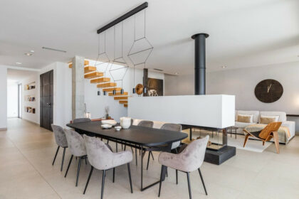 1e648260245b5f1b199930c30659d256 - 23