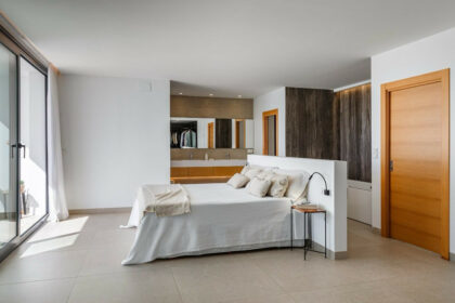 1e648260245b5f1b199930c30659d256 - 24