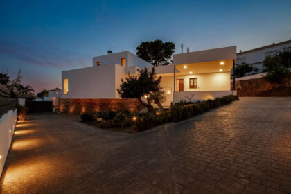 1e648260245b5f1b199930c30659d256 - 3