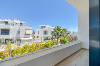 1eab8a5dd7e911c20d4e01f951a09765 - 18