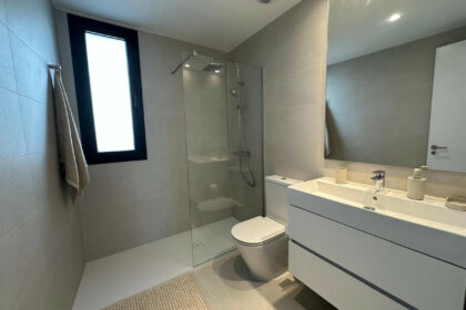 1ed2ca7bfd3f5da77d5c1474d438cc78 - 24