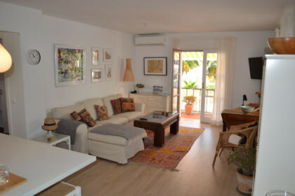 1f412076d547e1b4d2d246df378092d6 - 10