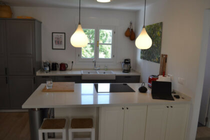 1f412076d547e1b4d2d246df378092d6 - 12