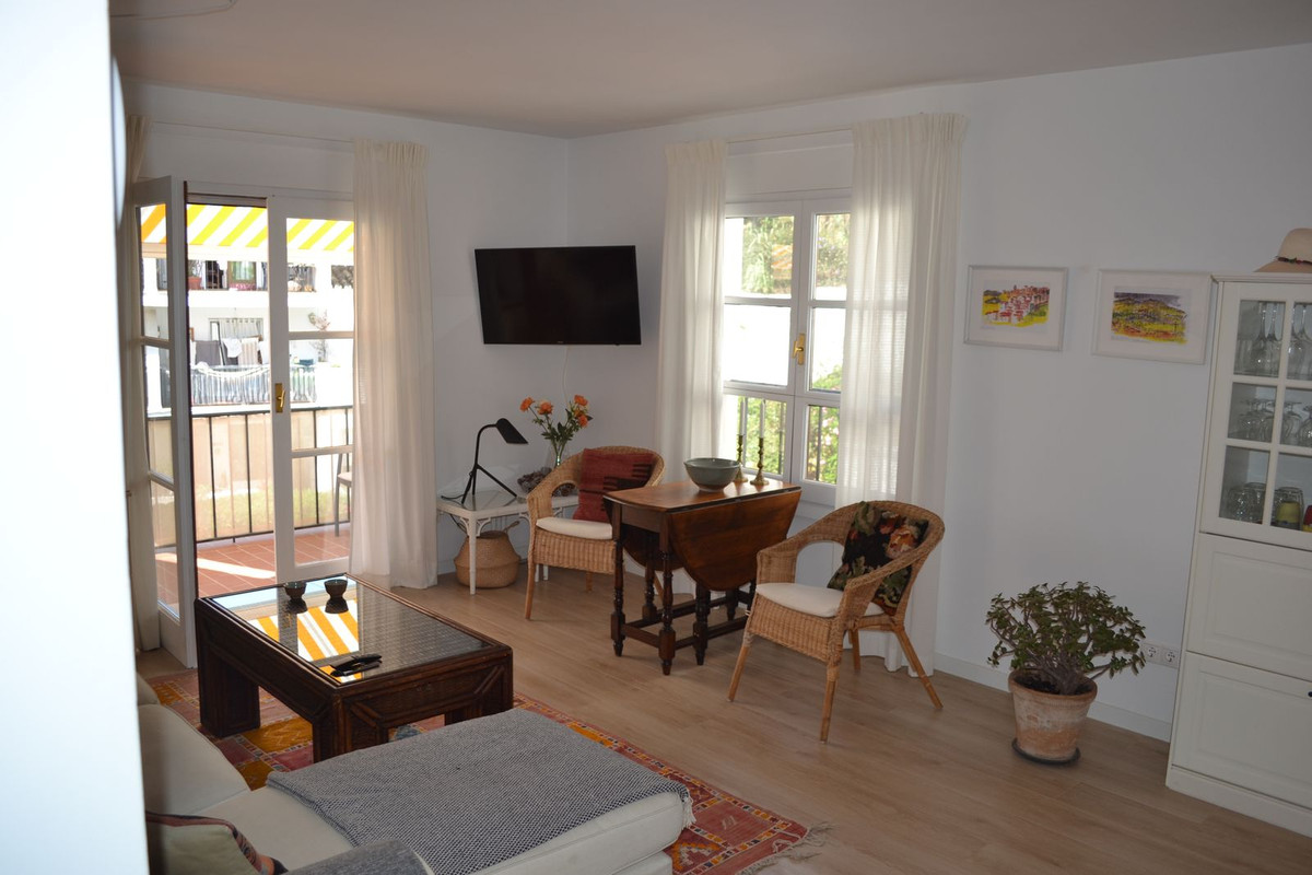 1f412076d547e1b4d2d246df378092d6 - 13