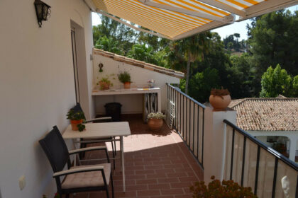 1f412076d547e1b4d2d246df378092d6 - 4