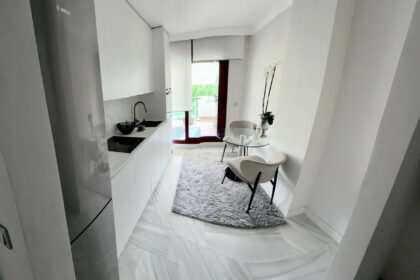 202e51e29b27a32fa2e9633ec26367cb - 12