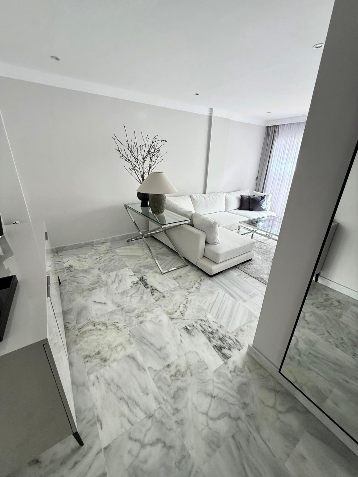 202e51e29b27a32fa2e9633ec26367cb - 14