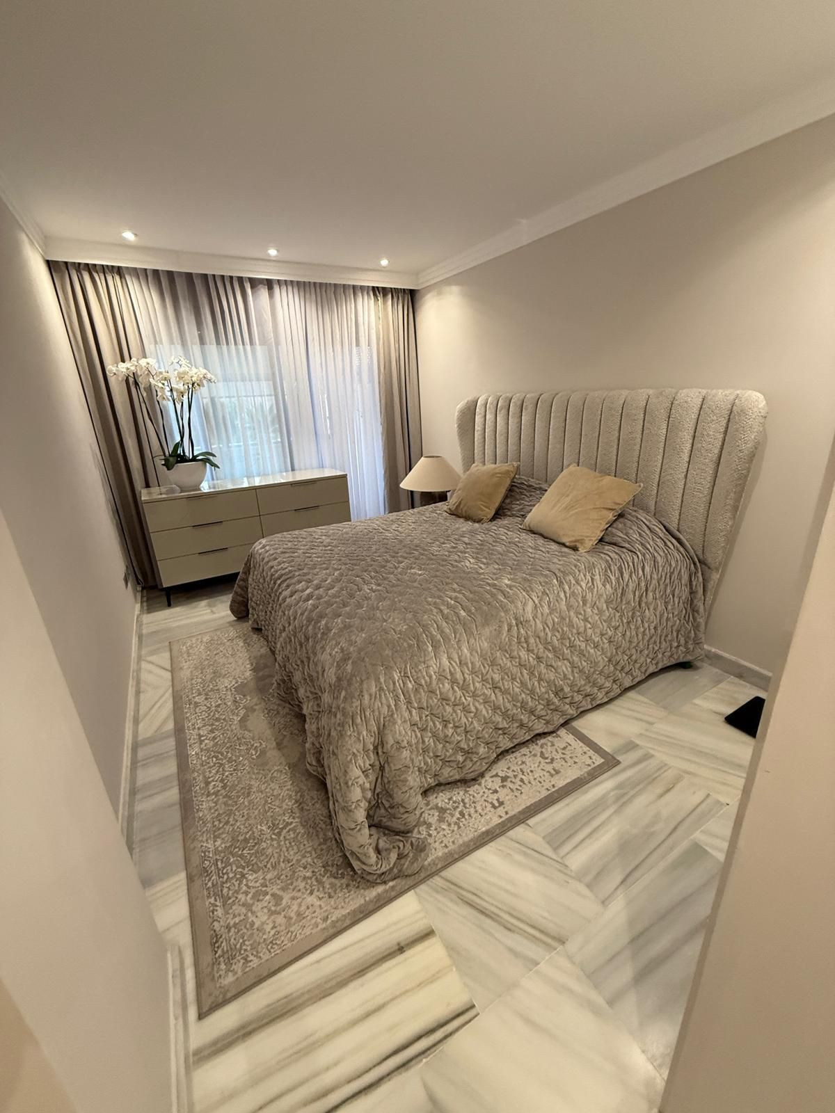 202e51e29b27a32fa2e9633ec26367cb - 32