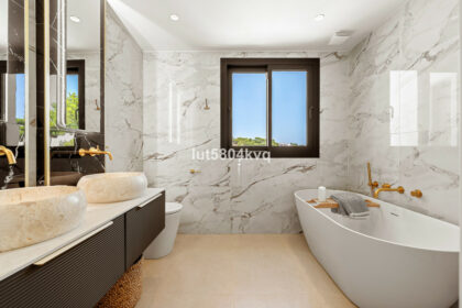 20b27501086b0910b453849bdd1d6528 - 16