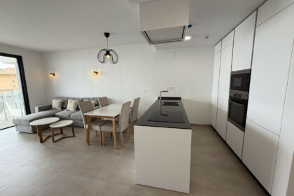 210b298fd661c8c67ff35d9738aae75e - 12