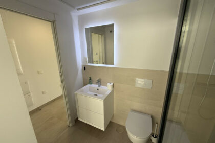 210b298fd661c8c67ff35d9738aae75e - 14