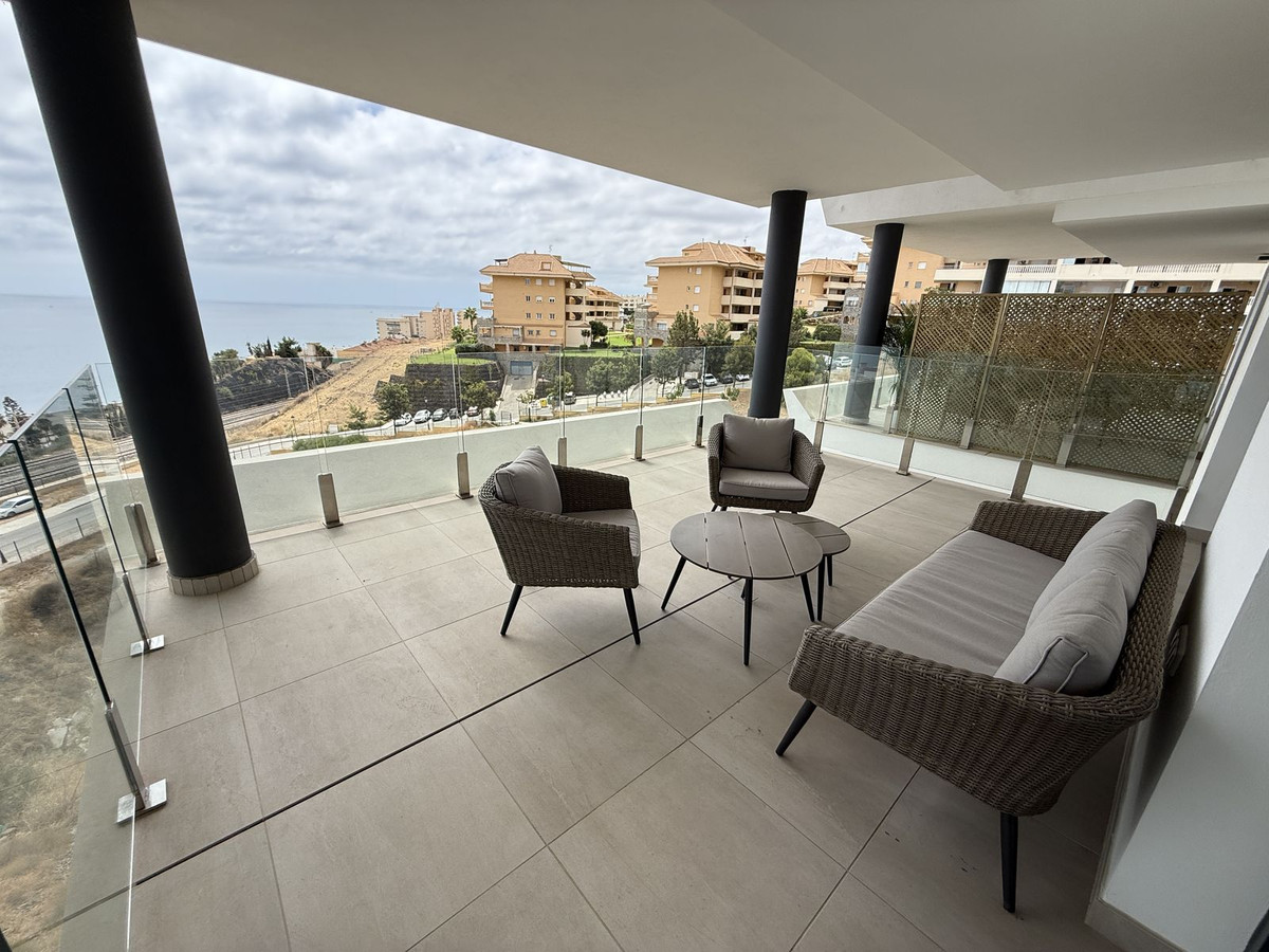 210b298fd661c8c67ff35d9738aae75e - 17