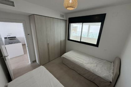 210b298fd661c8c67ff35d9738aae75e - 8