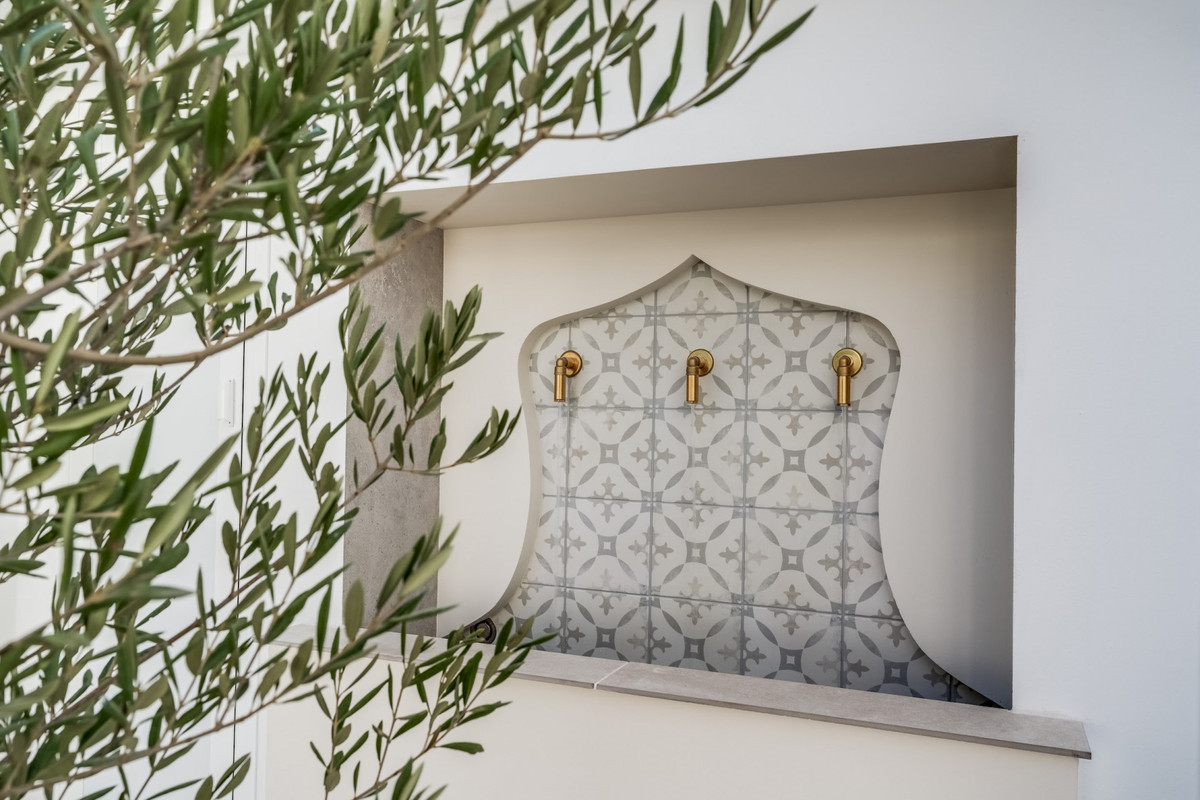 2202b22cc32f71fa198b1daac0ba8075 - 37