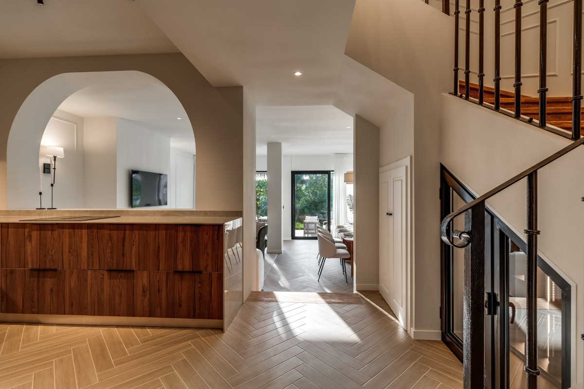 2202b22cc32f71fa198b1daac0ba8075 - 41