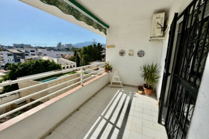 229ad69e31578ec072d8eb6dd8e8fb59 - 12