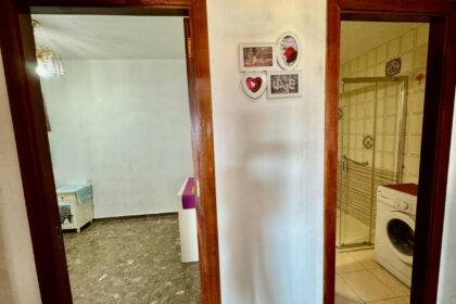 229ad69e31578ec072d8eb6dd8e8fb59 - 9