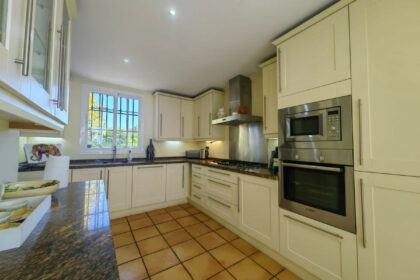 22cffb6ae7f46fdcceb39a6b9b74cab1 - 19