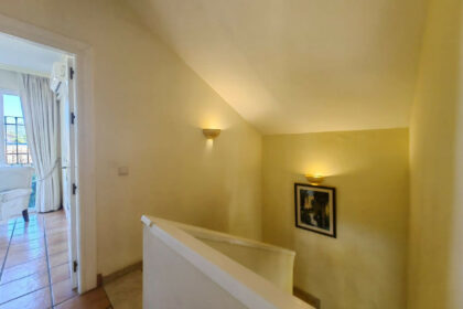 22cffb6ae7f46fdcceb39a6b9b74cab1 - 37