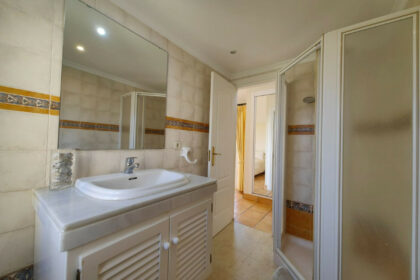 22cffb6ae7f46fdcceb39a6b9b74cab1 - 41