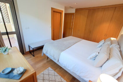 22d37ae6ea06c0595ba30e5e296ebd13 - 25