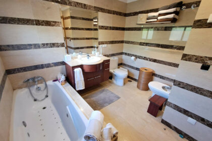 22d37ae6ea06c0595ba30e5e296ebd13 - 29