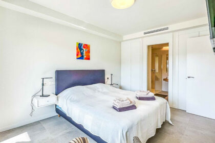 22d72f63d84eb6ec4a2eae8b241fc1f7 - 16